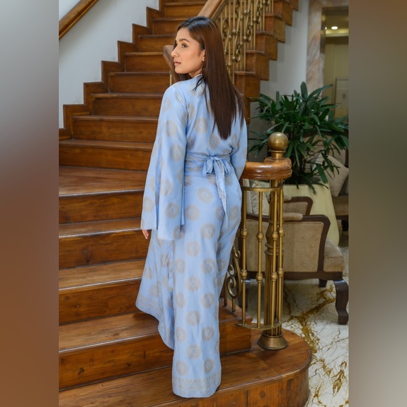 Wrap Around Pants and Butterfly Sleeves Open Front Top Set - Picture 5 of 5